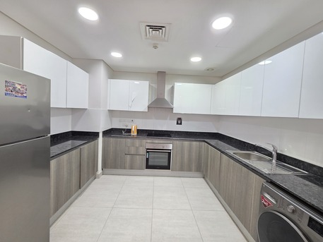 Bhd 470/month, Furnished, 2 Br, Monthly & Yearly Basis | Eye-catching | Balcony | Free Wifi & Housekeeping | In Juffair