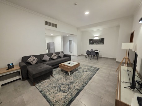 Bhd 300/month, Furnished, 1 Br, Monthly Basis 1 Bhk| Gorgeous Flat | Modern Interior | Wifi & Hk | Near Mega Mart Juffair