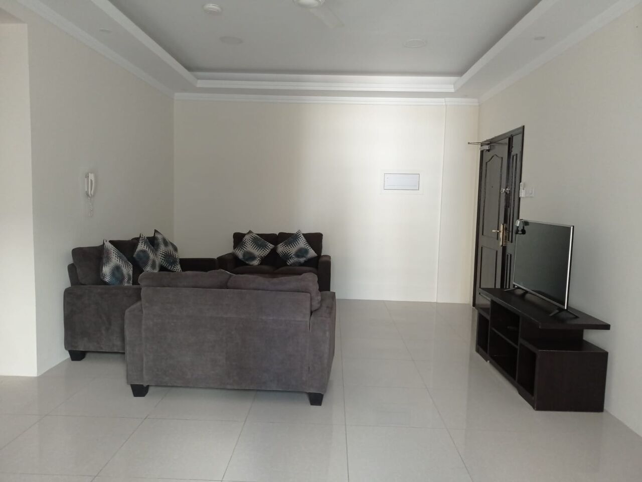 Bhd 300/month, Furnished, 2 Br, Family Flat With Balcony