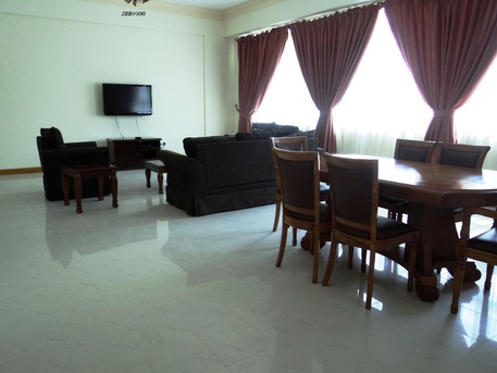 Bhd 400/month, Furnished, 2 Br, Very Spacious Well Furnished Family Apartment. Balcony. Pool. Gym. Internet.parking: Tony