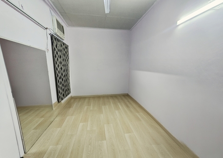 Bhd 120/month, 2 Br, 2 Bedrooms Flat With Hall, Balcony, Kitchen, 1 Bathroom And 1 Toilet, 5‑door Wardrobe. Bri