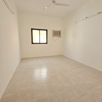 Bhd 170/month, 1 Br, Semi Furnished Bright 1 Bhk With Ewa In Hoora,neat & Clean Flat @ 35547951