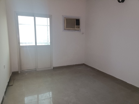Bhd 190/month, 2 Br, 120 Sq. Meter, Semi Furnished 2bhk Without Ewa