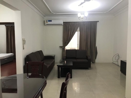 Bhd 260/month, 1 Br, Furnished , Inclusive Ewa,juffair ,39128508 Benny.