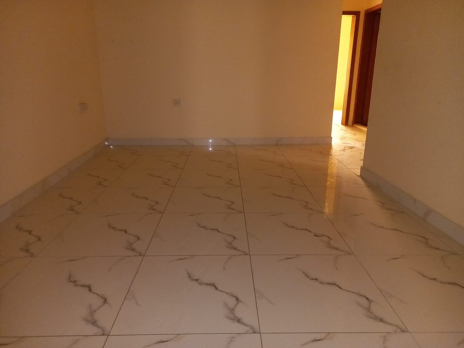 Bhd 150/month, 2 Br, # 2  Bedrooms,2  Bathrooms,hall, Kitchen,balcony,flat For Rent In Hoora#