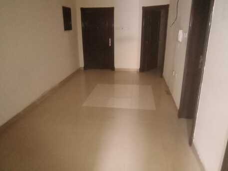Bhd 180/month, 2 Br, 110 Sq. Meter, 2 Bhk Unfurnished Flat Available